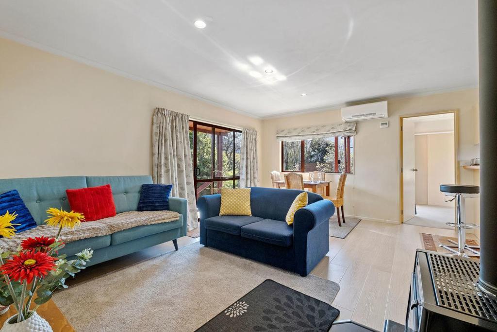 Korimako Ridge - Lake Hawea Holiday Home Exterior foto