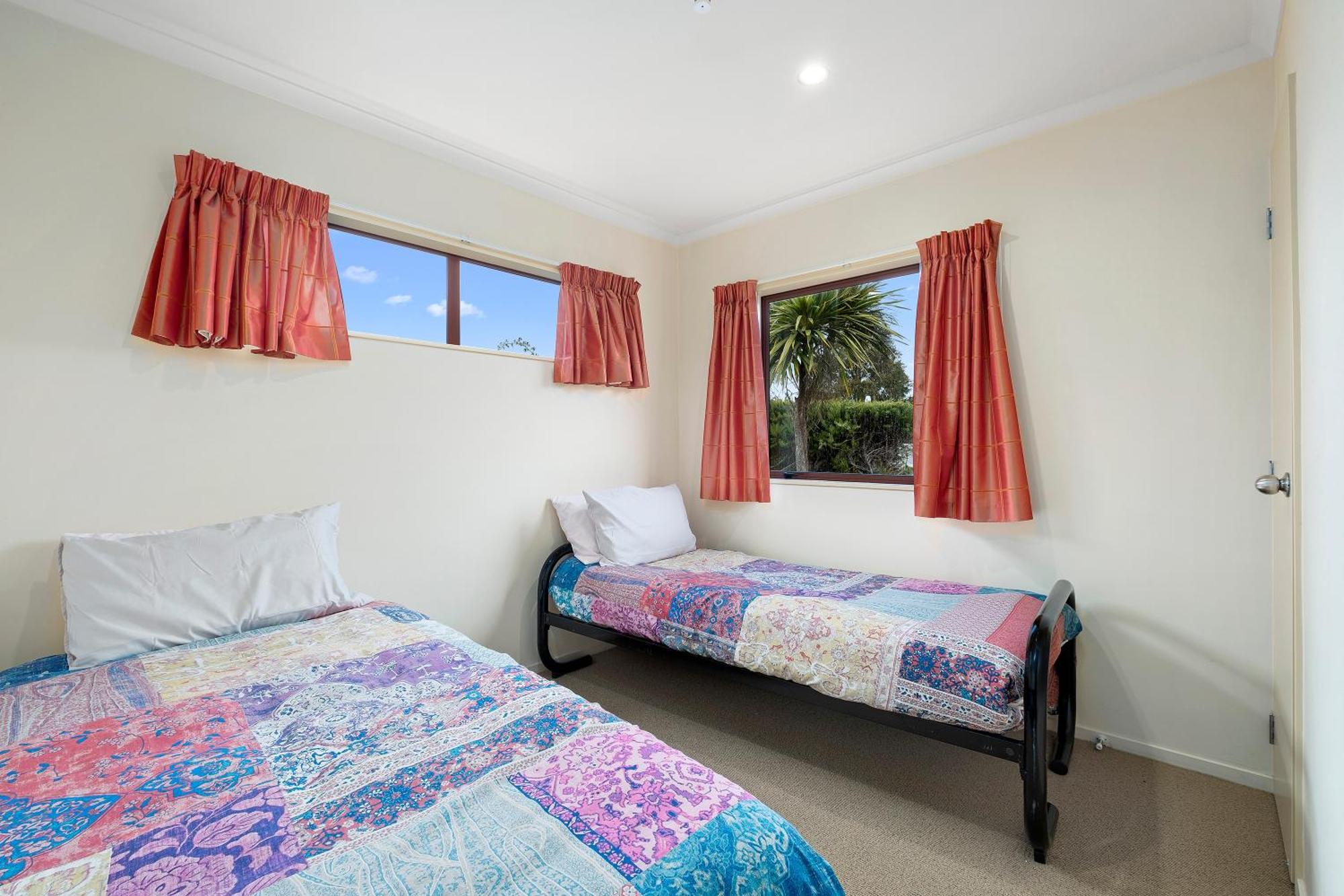 Korimako Ridge - Lake Hawea Holiday Home Exterior foto